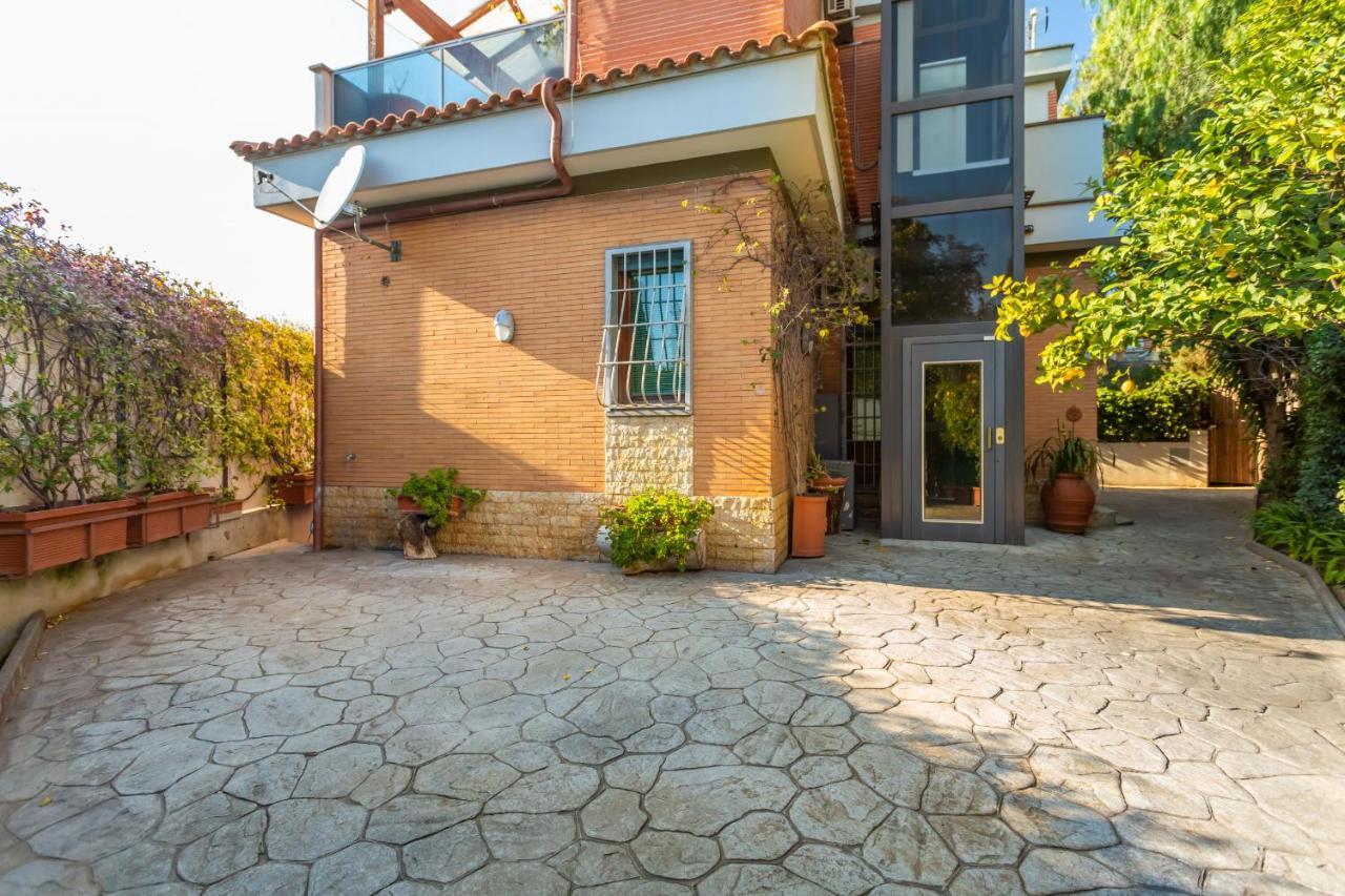 St Peter's Spacious 4 Bdr With Private Parking Appartement