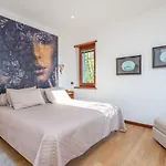 St Peter\'S Spacious 4 Bdr With Private Parking
