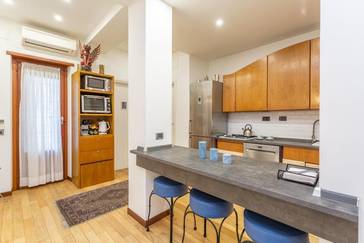 St Peter's Spacious 4 Bdr With Private Parking Appartement